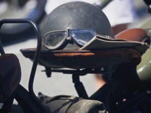 A Importância do Seguro de Moto para Viajantes Aventureiros